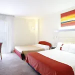 Hotel Girona 3 Salt