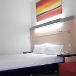 Hotel Girona 3