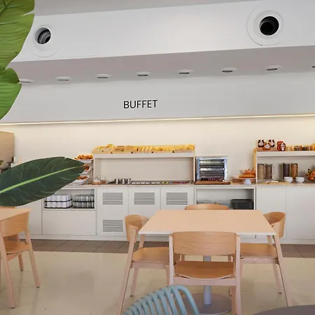 Hotell Girona 3 3*