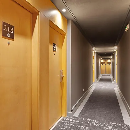 Hotell Girona 3 3*