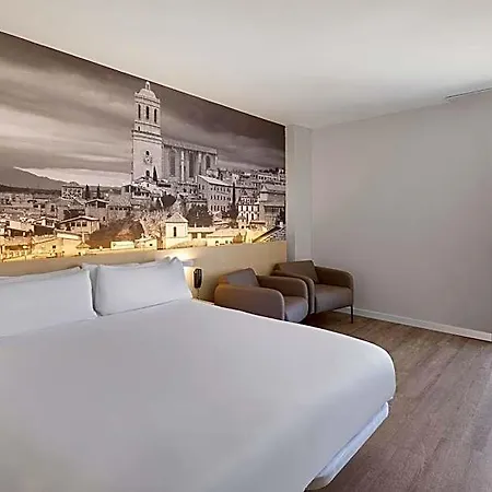 Girona 3 Otel