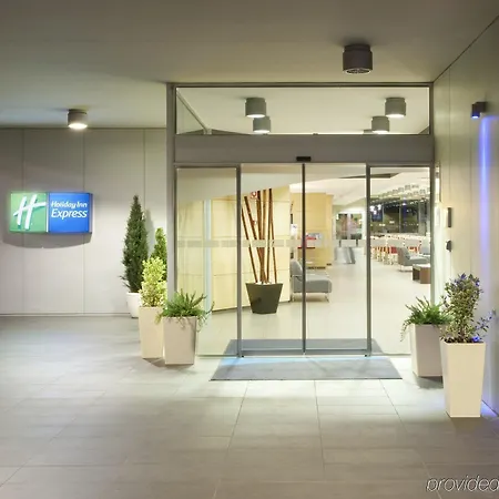 Hotell Girona 3 3*