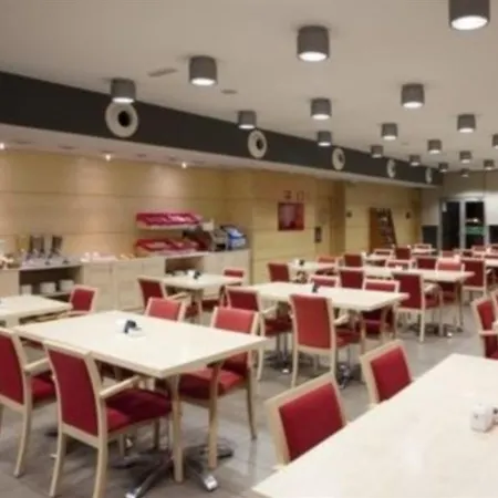 Girona 3 Hotell Salt