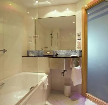 Girona 3 Hotell 3*