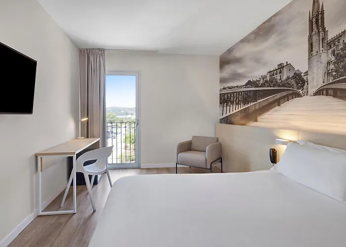 Girona 3 Hotel 3*