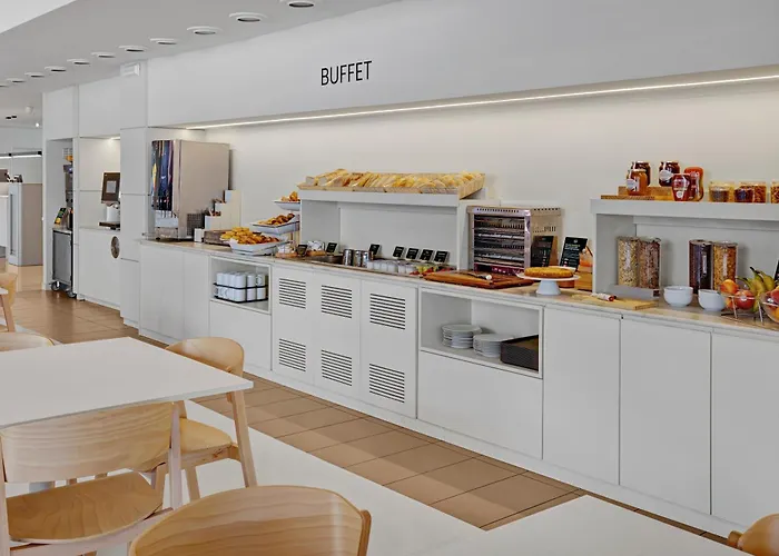 Girona 3 Hotel