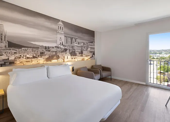 Girona 3 Hotel 3*