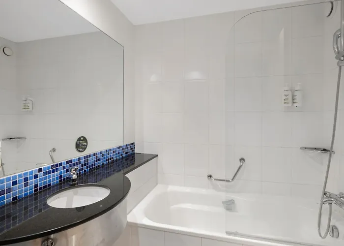 Girona 3 Hotel